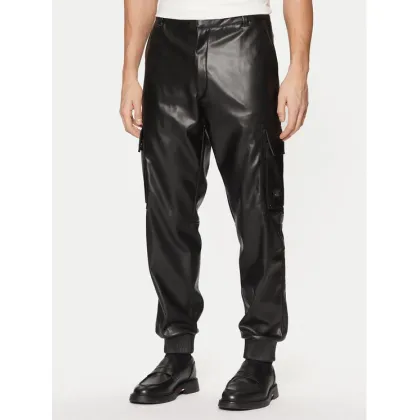 Zdjęcie HUGO Spodnie z imitacji skóry Geza2511 50534827 Czarny Regular Fit