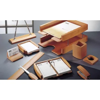 Zdjęcie Zestaw na Biurko