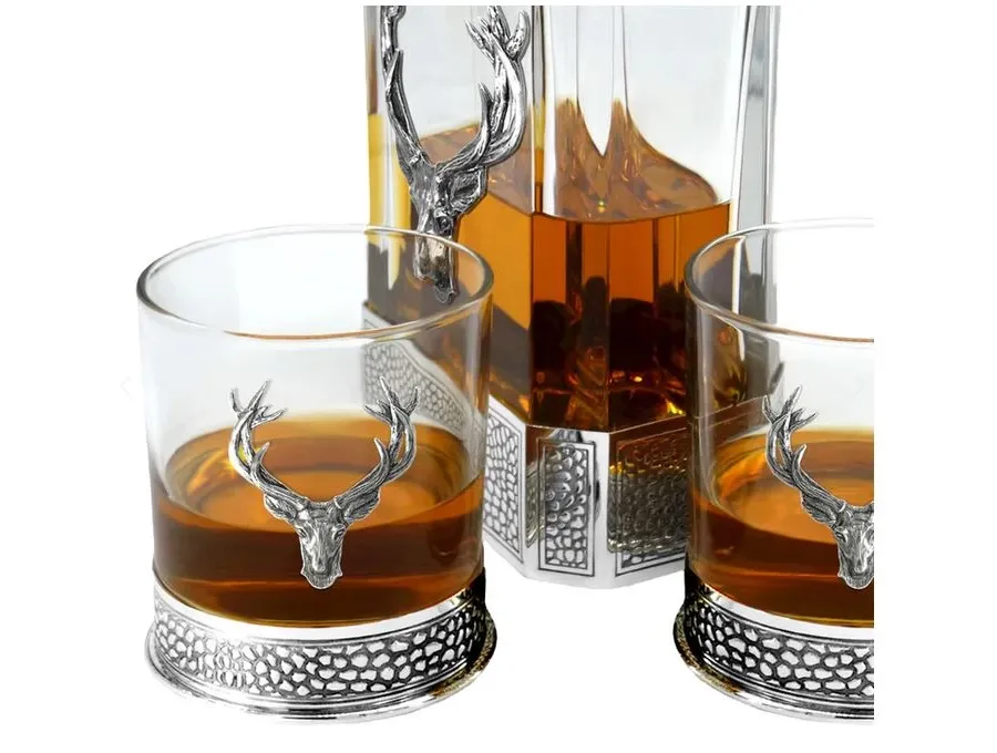 obrazek 3 Piękny zestaw dwóch szklanek z głowami jelenia do whisky