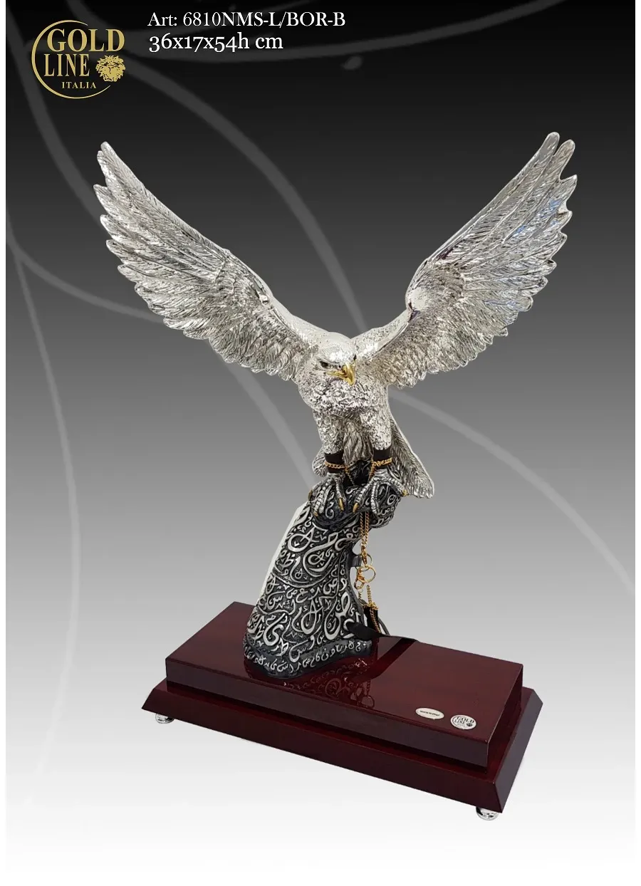 obrazek 1 Figura lecącego orła na eleganckiej podstawie