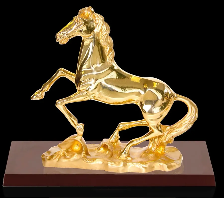obrazek 1 Oryginalna statuetka konia