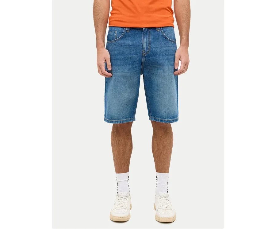 obrazek 1 Mustang Szorty jeansowe Jackson 1016457 Niebieski Straight Fit