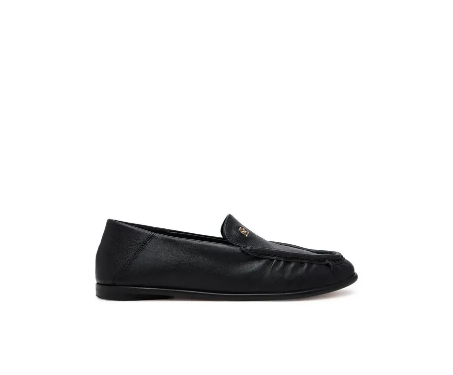 obrazek 1 Tommy Hilfiger Półbuty Soft Leather Squared Toe Loafer FW0FW08412 Czarny
