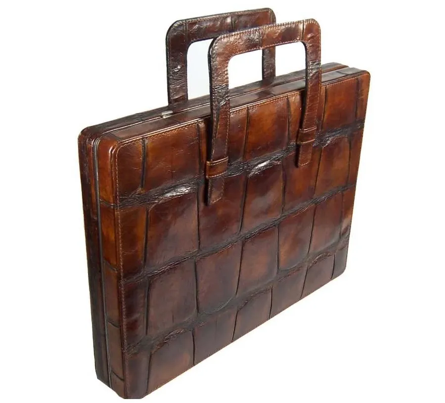 picture 1 Leather case for a MacBook and documents – crocodile leather