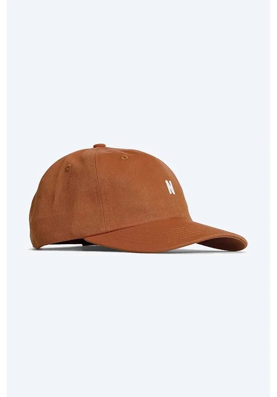 obrazek 1 Norse Projects czapka z daszkiem bawełniana kolor brązowy gładka
