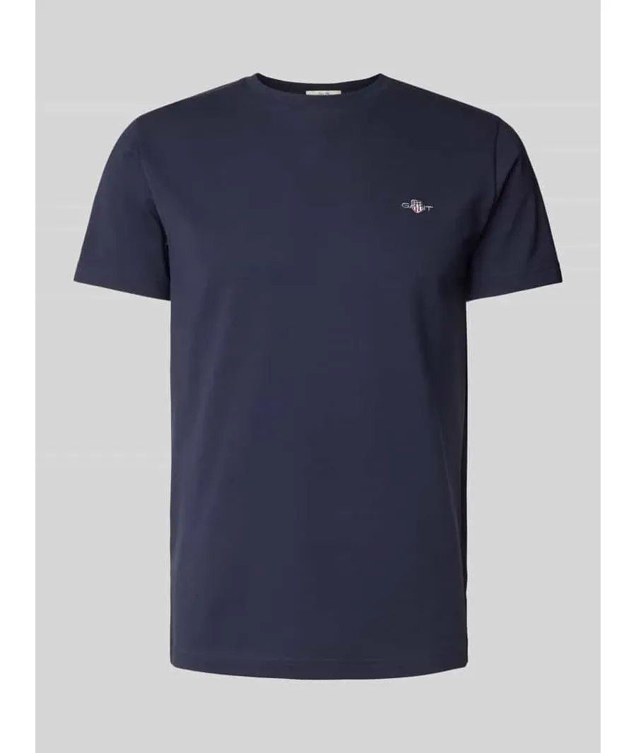 obrazek 1 T-shirt o kroju slim fit z wyhaftowanym logo