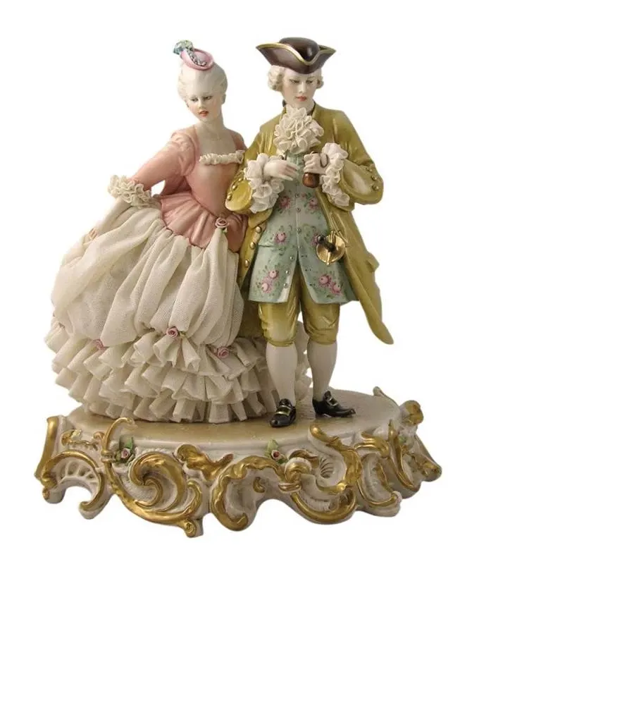 obrazek 1 Figura kobiety z mężczyzną - porcelana z Włoch
