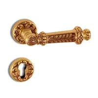 Zdjęcie Stylowa klamka Capua z mosiądzu w wielu wariantach wykończeniowych