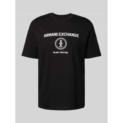 Zdjęcie T-shirt z prążkowanym okrągłym dekoltem
