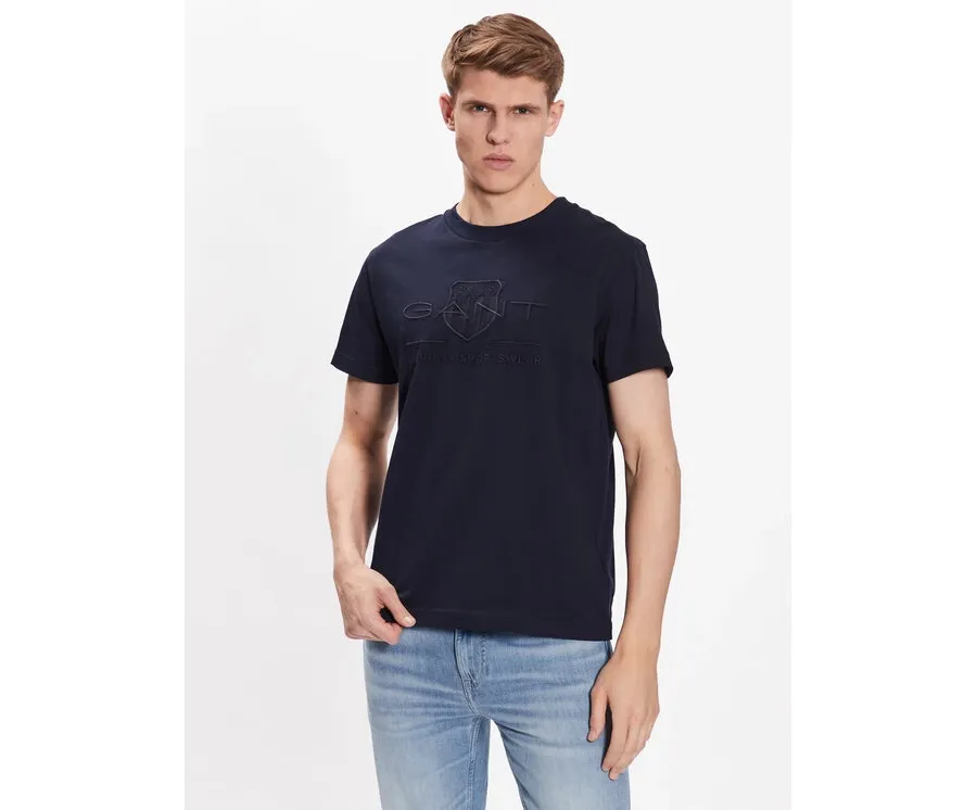 obrazek 1 Gant T-Shirt Tonal Shield 2003140 Granatowy Regular Fit