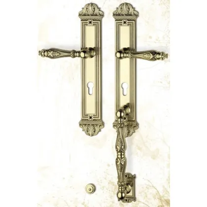 Zdjęcie Stylowy komplet klamek do drzwi wejściowych – Il Paralume Marina