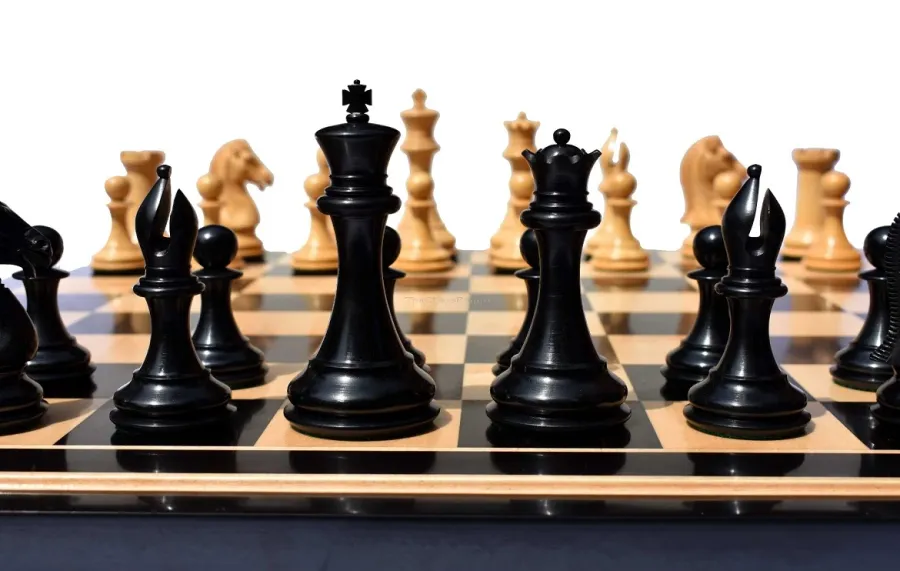 obrazek 4 Prestiżowy zestaw szachowy serii Knights of The Empire Prestige - The Chess Empire