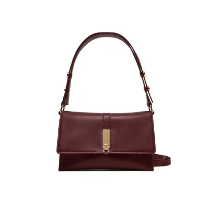 Zdjęcie Tommy Hilfiger Torebka AW0AW16893 Bordowy