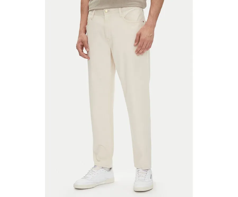 obrazek 1 Mustang Jeansy Denver 1016435 Écru Tapered Fit