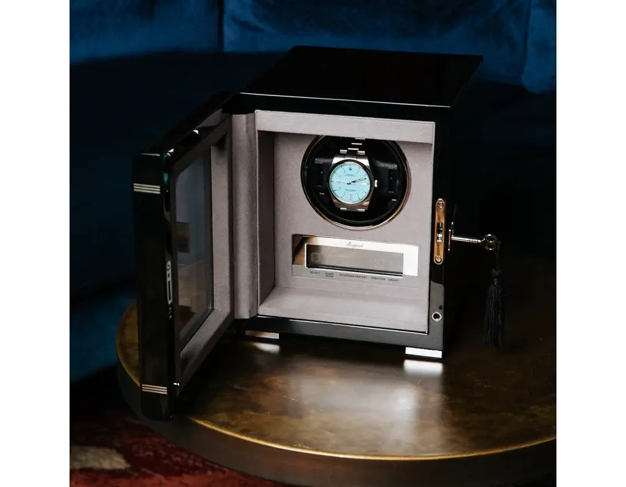 obrazek 2 Rotomat Formula na zegarek w błyszczącym czarnym wykończeniu