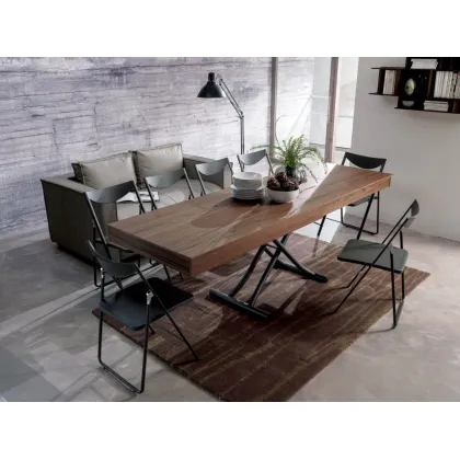 Zdjęcie Rozkładany, przenośny stolik z drewnianym blatem