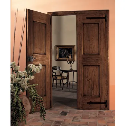 Zdjęcie Włoskie drzwi z litego drewna w stylu klasycznym