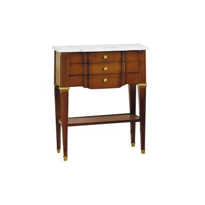 Zdjęcie Elegancka szafka nocna w stylu antycznym