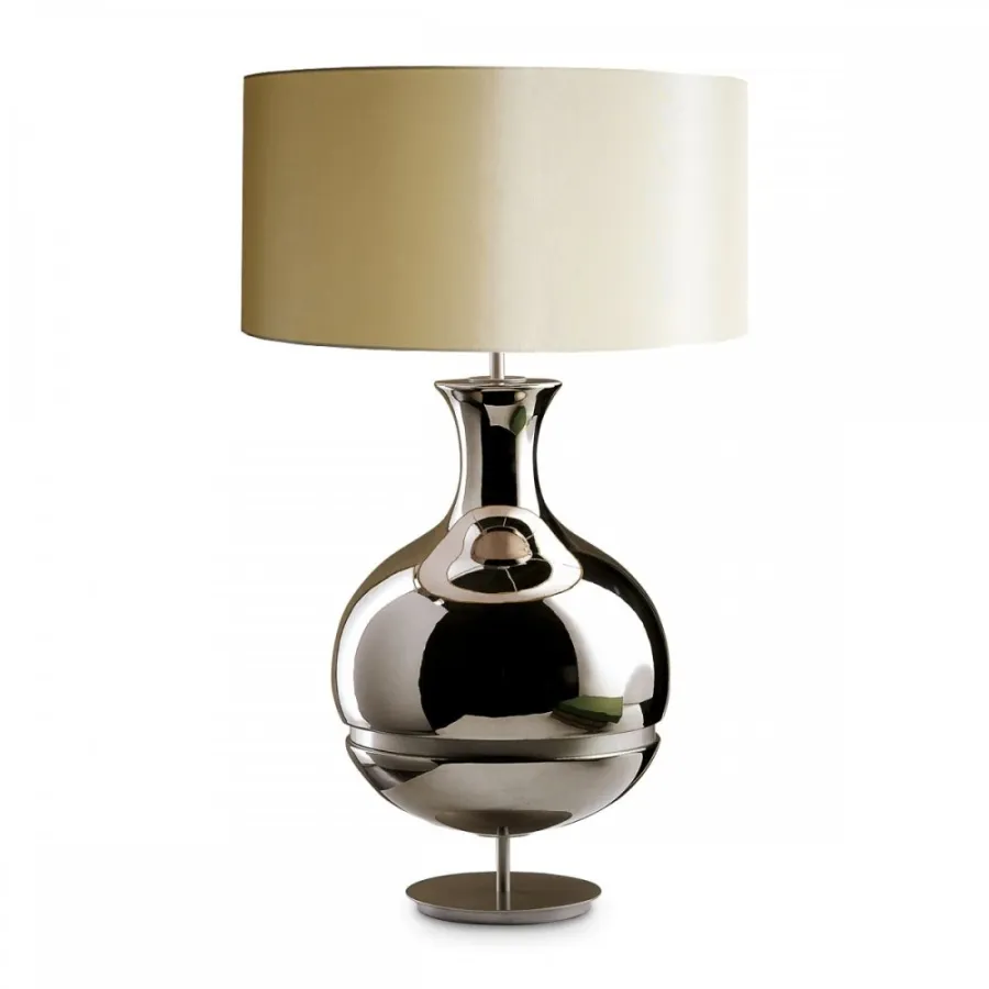 obrazek 1 Lampa stołowa z owalnymi metalowymi elementami H.57xL.30xP.30 cm