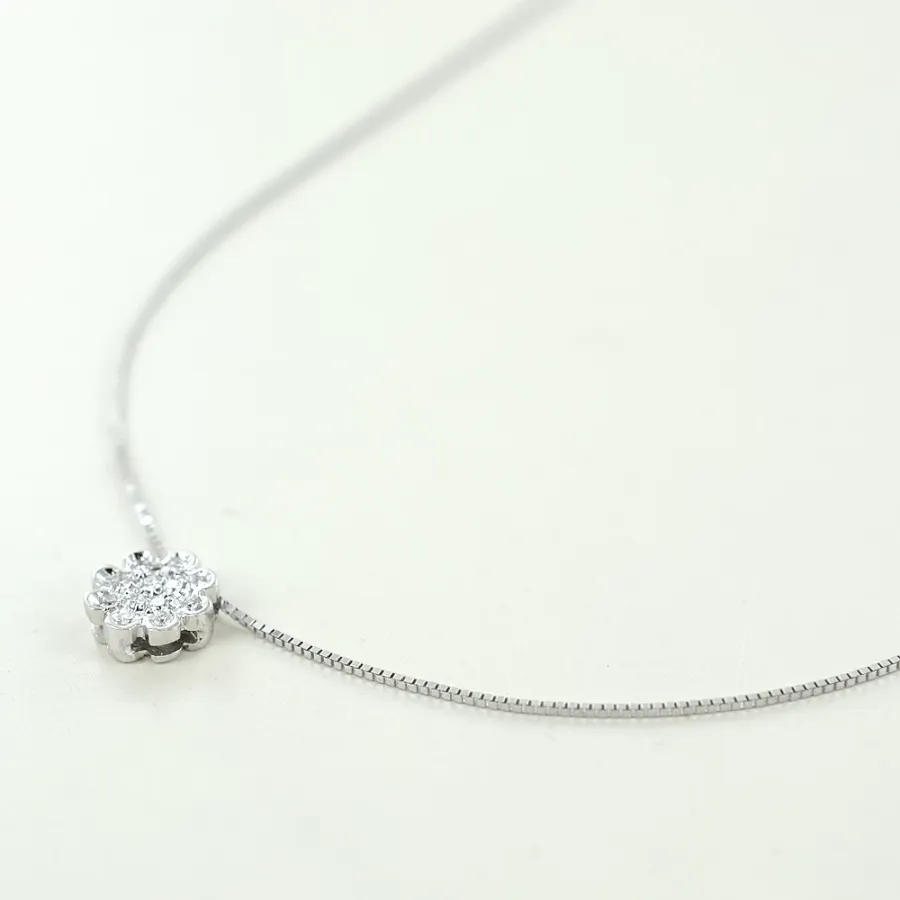 obrazek 5 Stylowy naszyjnik z zawieszką kwiatową z kolekcji Diamonds Grace