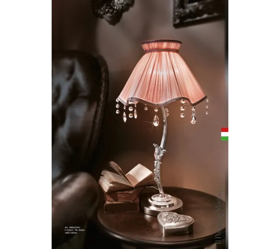 obrazek 1 Lampa stołowa z podwójnym kloszem z tkaniny i wisiorkami z różowego kryształu – Il Paralume Marina