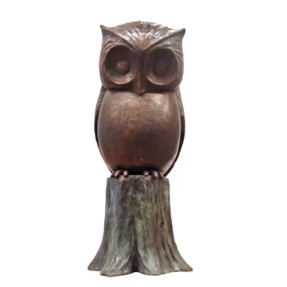 Zdjęcie Wyjatkowa figurka puchacza wykonana z żywicy - idealna na prezent z okazji jubileuszu firmy