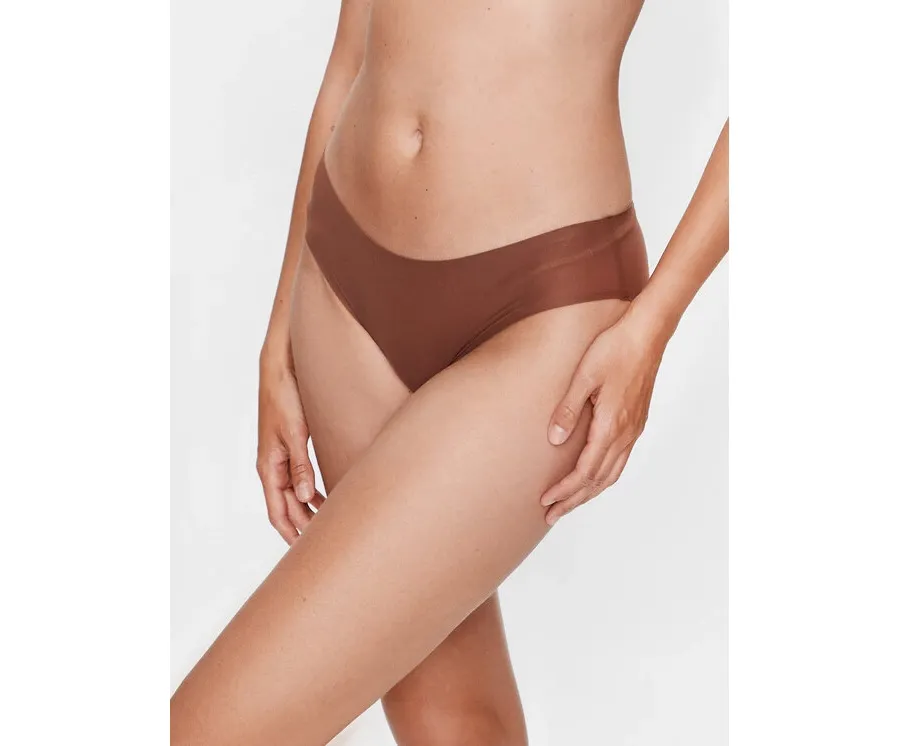 obrazek 1 Chantelle Figi klasyczne Soft Stretch C26430 Brązowy