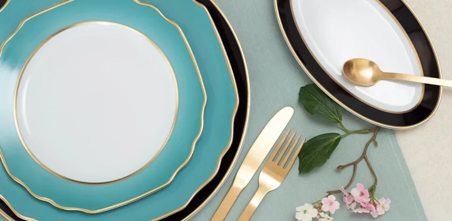 obrazek 2 Stylowy komplet portugalskiej porcelany dla 12 osób - Porcel