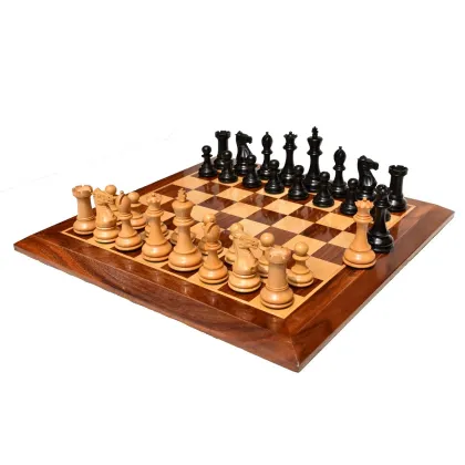 Zdjęcie Efektownie wyprodukowany pakiet do gry w szachy - The Chess Empire