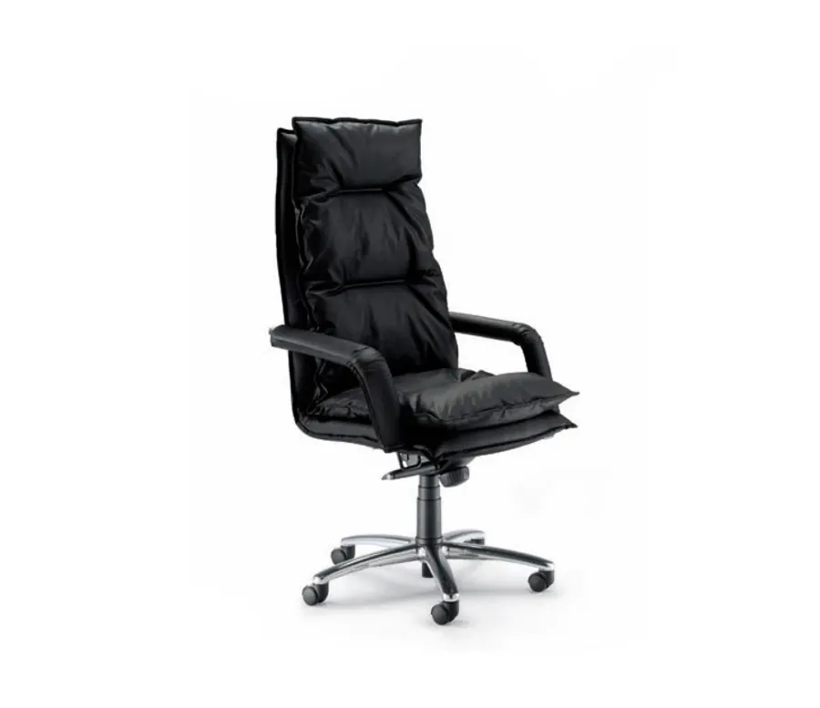 picture 1 Comfortable office chair - Urania