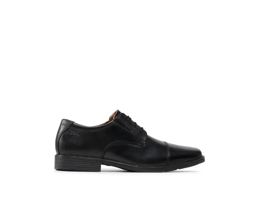 obrazek 1 Clarks Półbuty Tilden Cap 261103097 Czarny