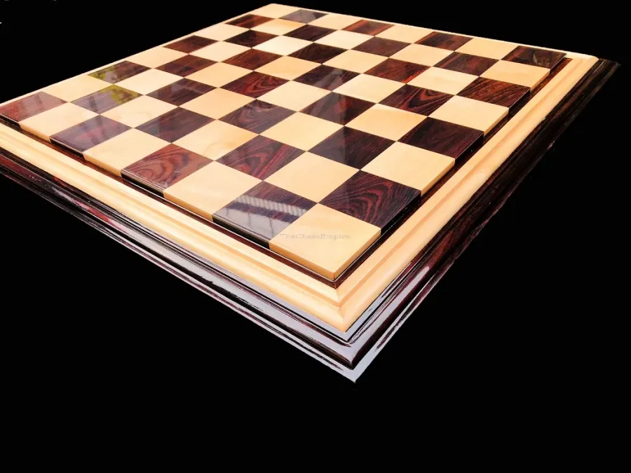 obrazek 1 Wyjątkowa plansza z drewna klonowego i palisanderowego do szachów - The Chess Empire