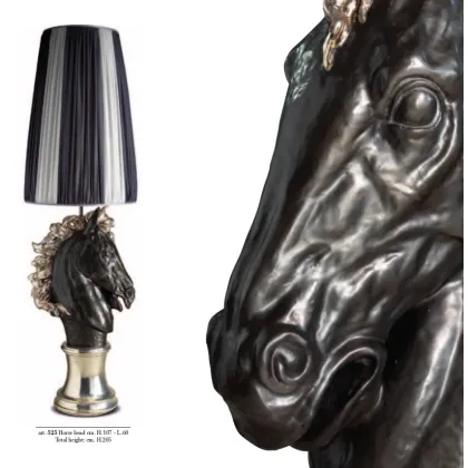 Zdjęcie Oryginalna lampa z podstawą w kształcie głowy konia