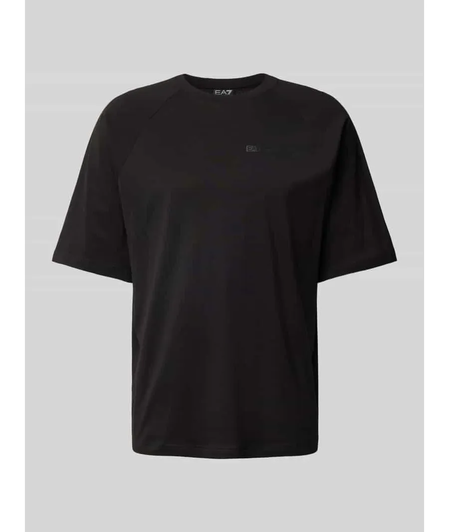 obrazek 1 T-shirt z detalem z logo