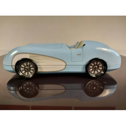 Zdjęcie Stylowa puszka replika auta na prezent dla mężczyzny