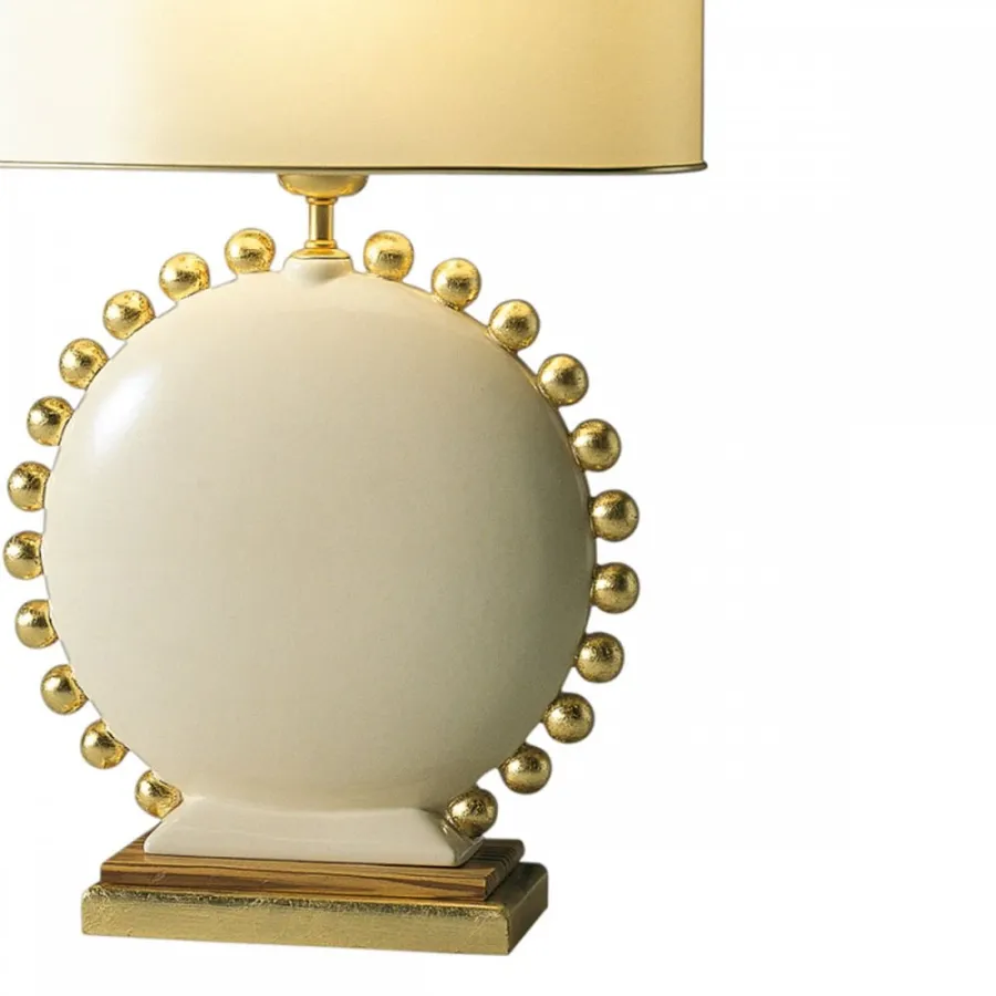 obrazek 2 Piękna mała lampa stołowa H.15xL.15xP.6 cm