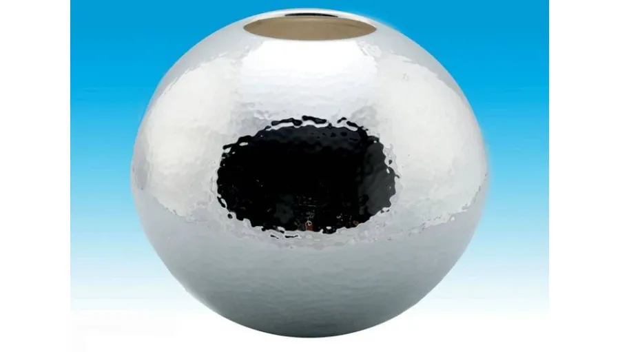 picture 1 Decorative ball-shaped vase made of silver-plated nickel