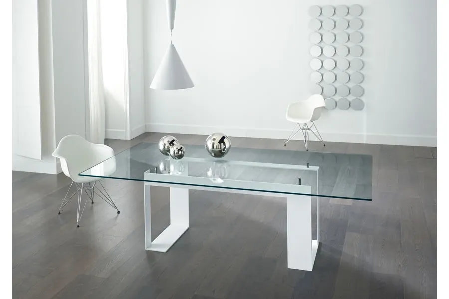 obrazek 3 Ekskluzywny stół z blatem ze szkła hartowanego - Tonelli Design
