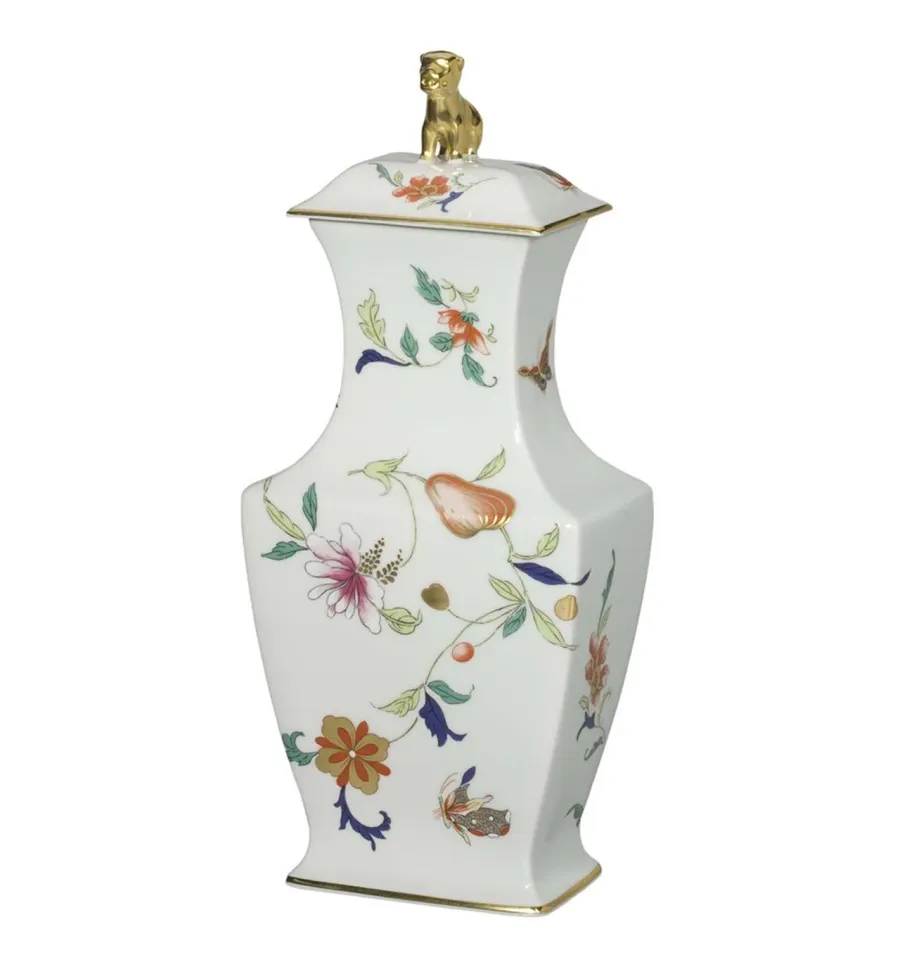 obrazek 1 Porcelanowy mały orientalny dzbanek z kolekcji Samatra z motywem kwiatowym - Vista Alegre