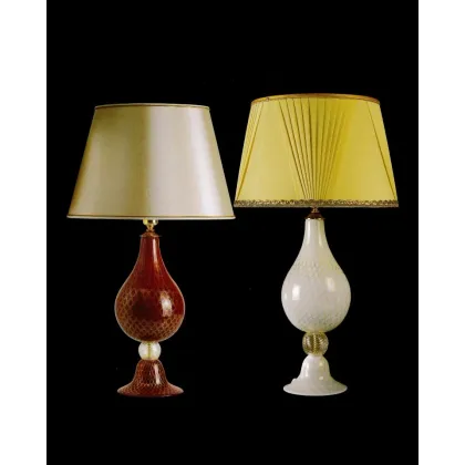 Zdjęcie Stylowa lampka stołowa z włoch