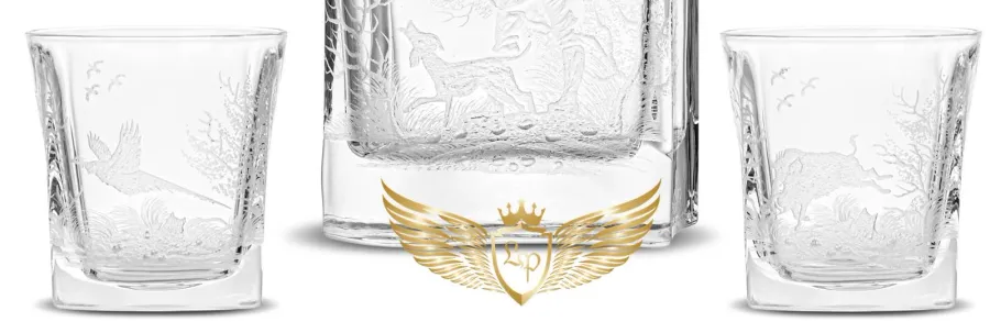 obrazek 5 Elegancka grawerowana karafka ze szklankami do whisky - upominek dla myśliwego