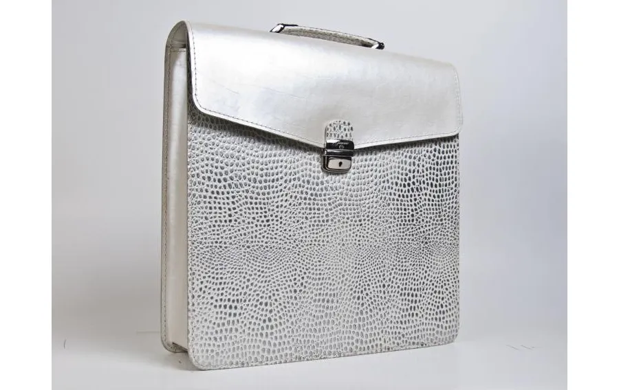 picture 1 Leather briefcase