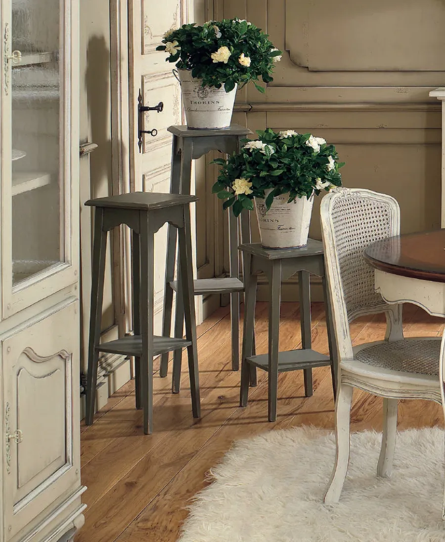 obrazek 2 Stylowe stoliki kwiatowe w stylu prowansalskim 3szt - Interiors Italia