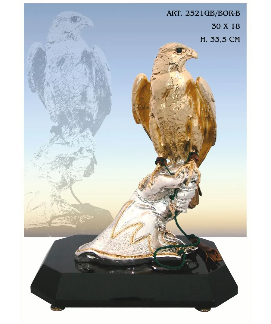 obrazek 1 Pozłacany orzeł na dłoni z włoch