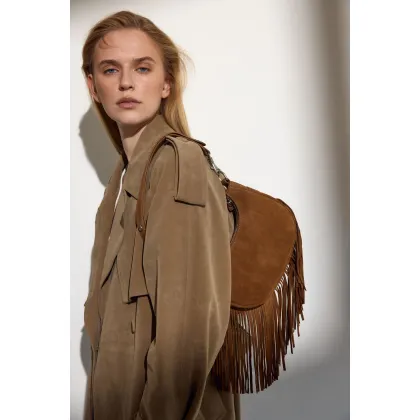 Zdjęcie Estro: Ciemnobrązowa torebka damska na ramię z weluru naturalnego z frędzlami