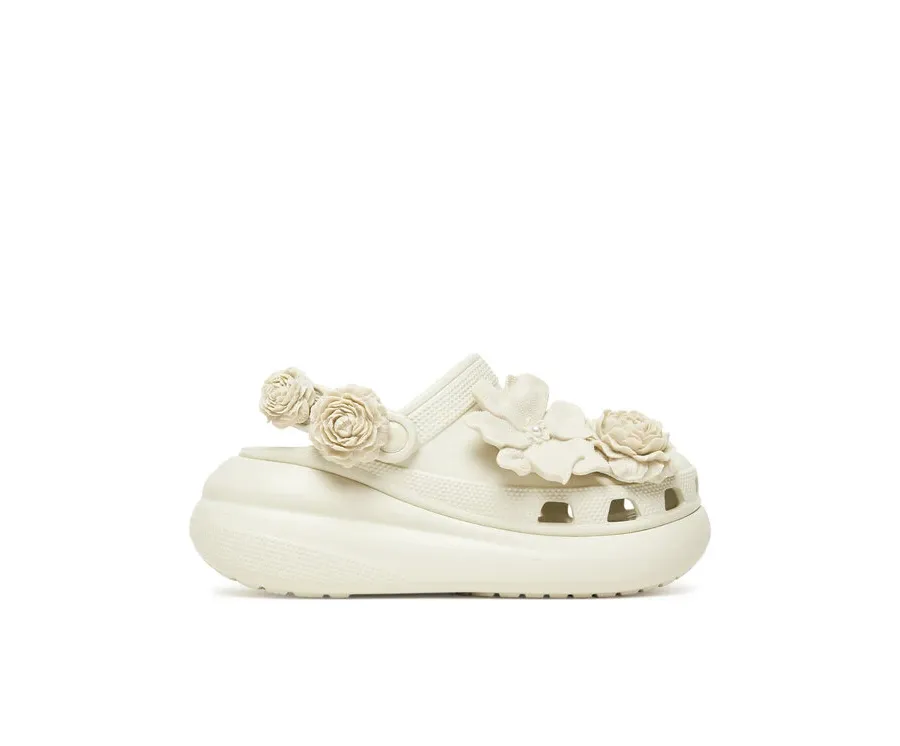 obrazek 1 Crocs Klapki Crush Bouquet Clog 211448 Beżowy