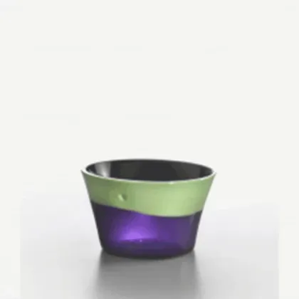 Zdjęcie Atrakcyjna fioletowa miska ze szkła Murano