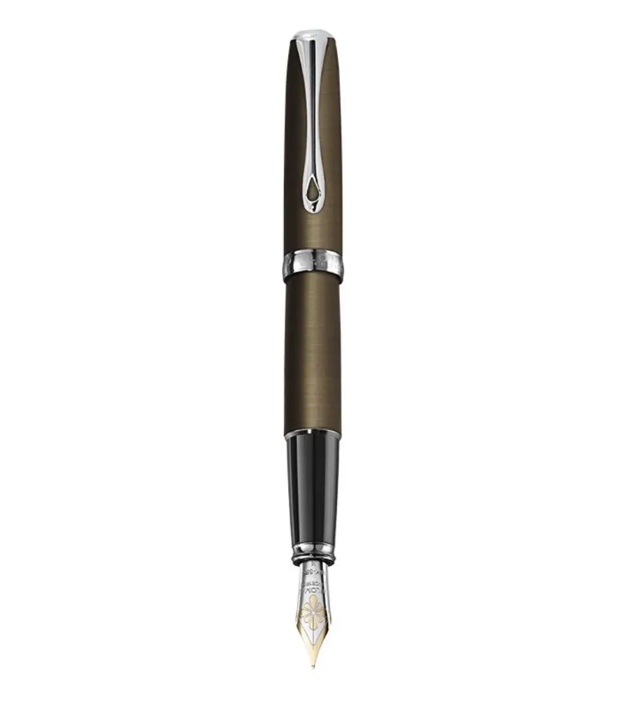 obrazek 1 Pióro wieczne DIPLOMAT Excellence A2 Oxyd Brass, szampańskie 14ct