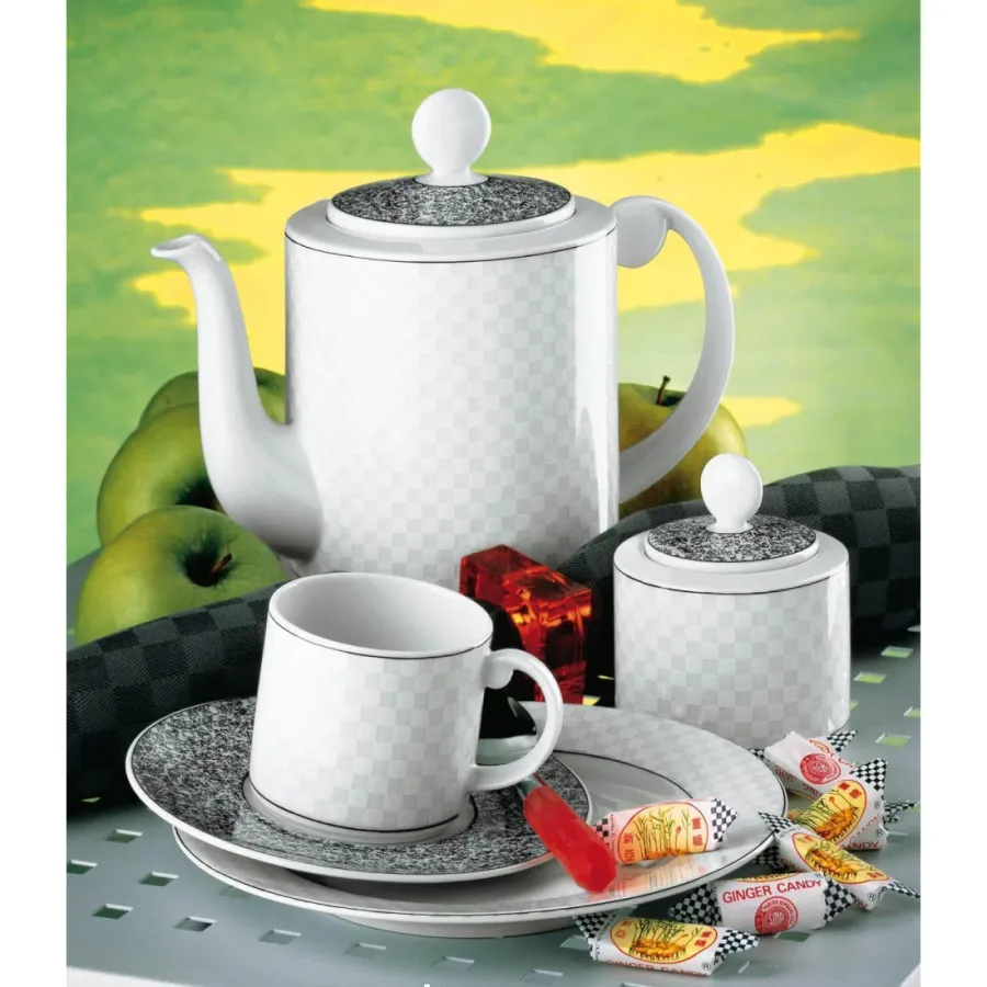 obrazek 4 Ekskluzywny porcelanowy kubek ze zdobieniem w szarą szachownicę - Seltmann Weiden