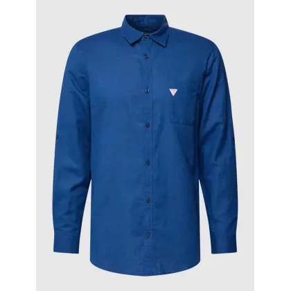 Zdjęcie Koszula casualowa o kroju regular fit z naszywką z logo